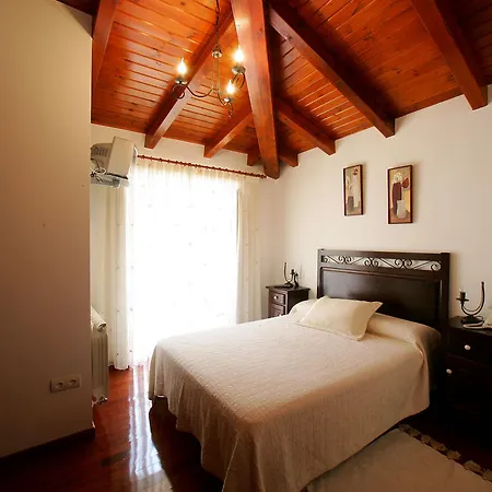 Hostal Casa Da Botica A Estrada Os Casares
