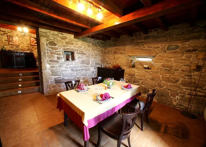 Casa Da Botica A Estrada Os Casares